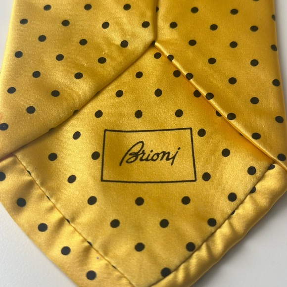 Brioni Yellow Silk Tie Men’s 58.5” X 3.5” Polka Dots Necktie - Picture 5 of 6